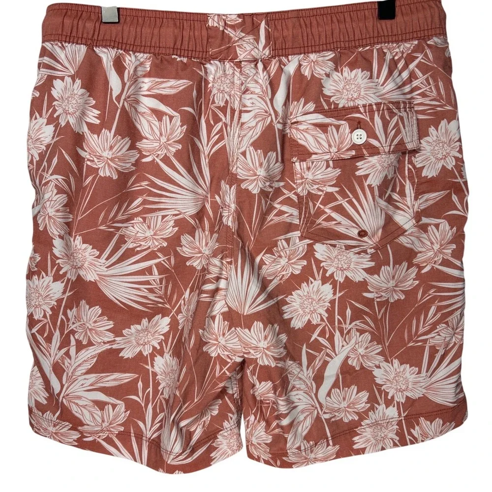 Rails mens swim